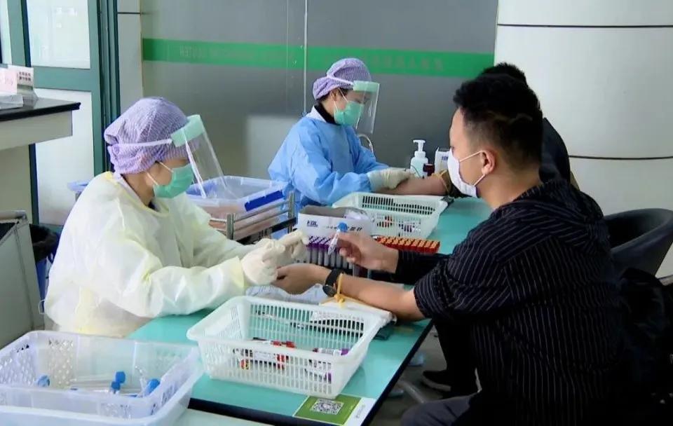 鍦ㄧ嚎闂瘖鍔╁姏鎶楀嚮鐤儏,绾夸笂闂瘖鏂板啝鐤儏