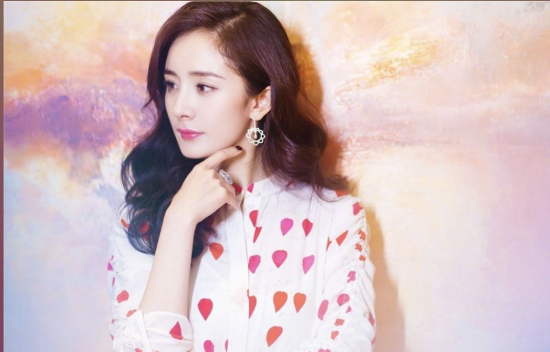 杨幂当年被黑得有多惨,杨幂所经历的血雨腥风