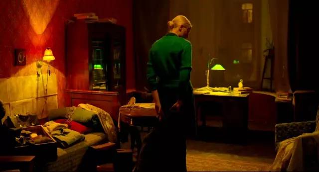 俄罗斯冲奥片，《高个儿》沉重到让人无法呼吸