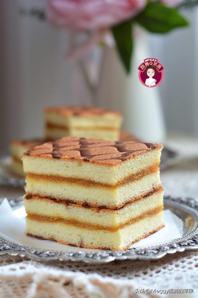 5个鸡蛋的蛋糕烤几分钟,一个鸡蛋烤箱烤蛋糕