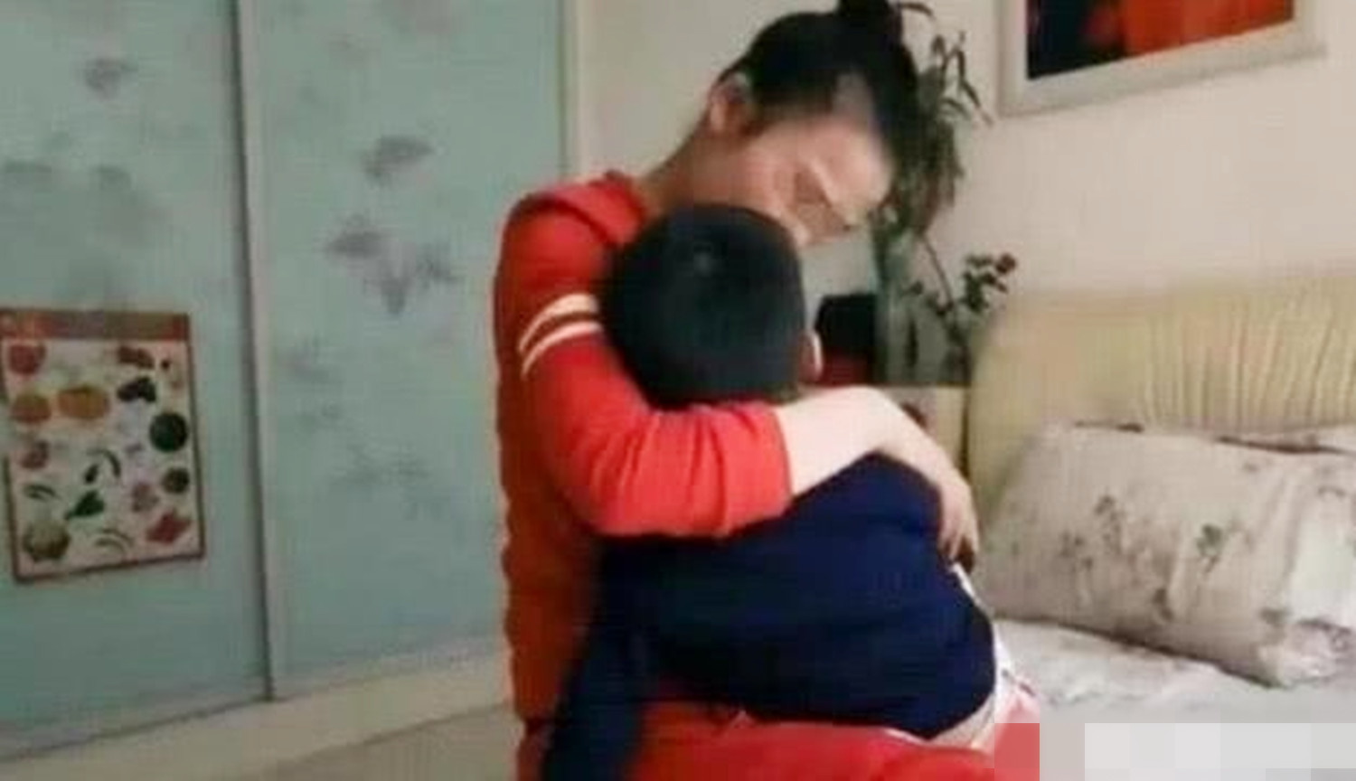 小朋友一直喝奶被骂,11岁小孩还是经常生病妈妈吐槽