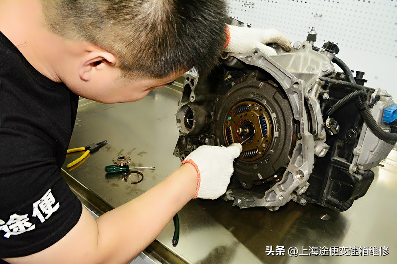 变速箱维修价格一览表在线咨询,变速箱维修费用大概多少钱