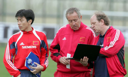 2005年，欧洲足球正向中国足球招手，中国足球却错失崛起机会