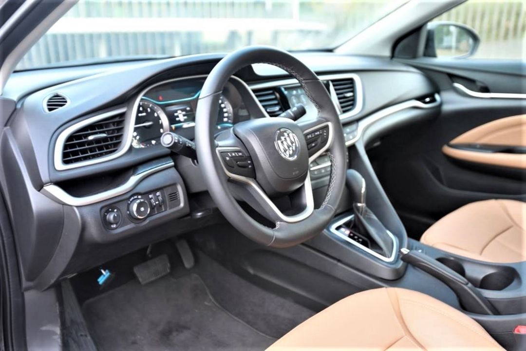 英朗2019款18t自动互联精英音响,2019款英朗18t自动互联旗舰型