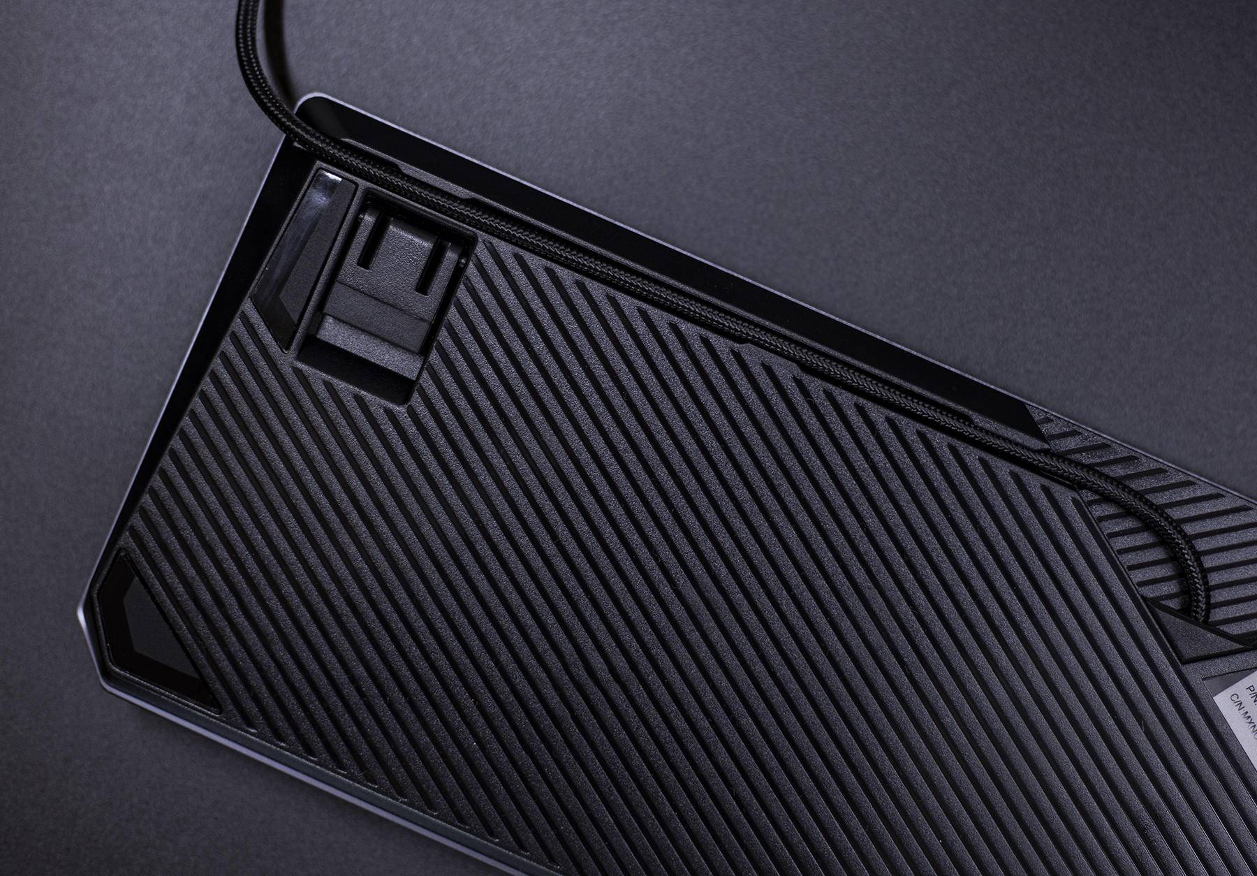 华硕rog游侠是什么材质的键帽,华硕键盘rog游侠讲解