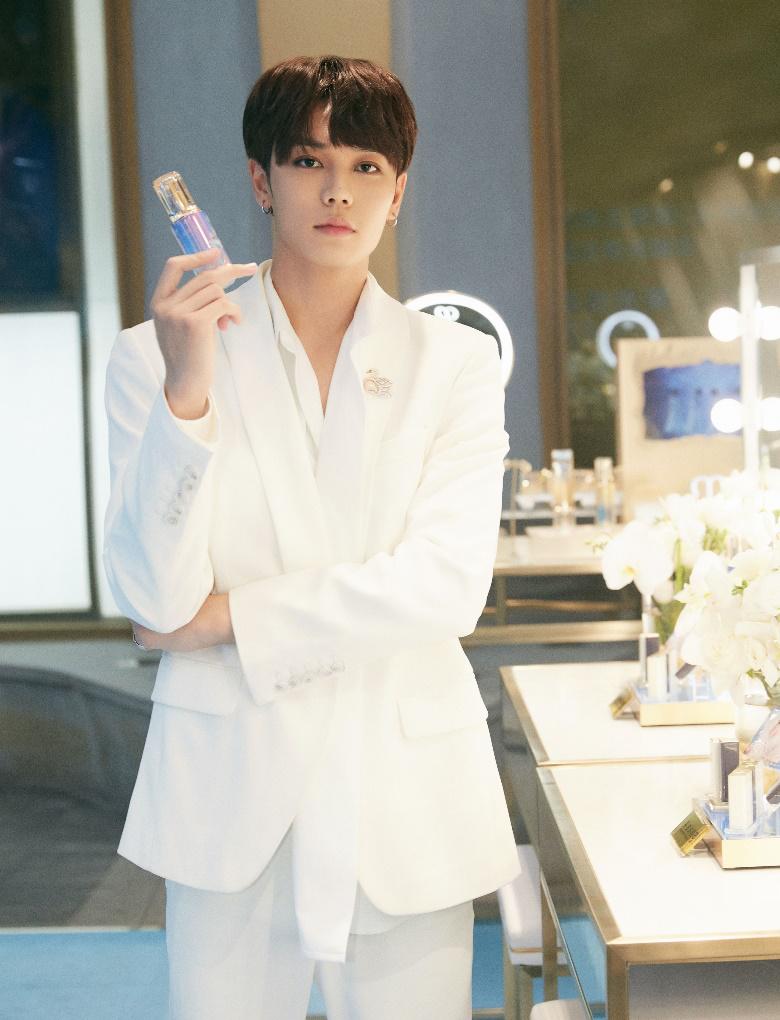 cpb肌肤之钥繁花蜜意,cpb肌肤之钥怡然