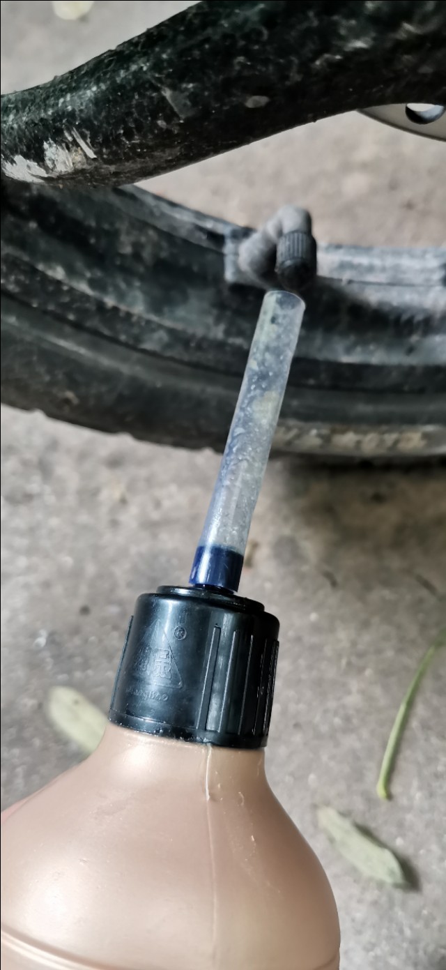 “兢选”的居家旅行必备神器——自动补胎液