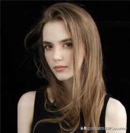 粉饼和散粉都应该买哪个,粉饼和散粉都需要买吗