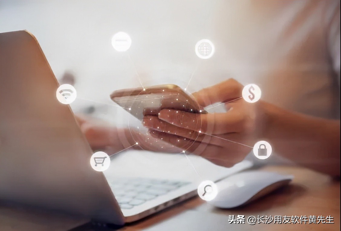 一条街只有一家餐饮店,一条街都是手机店生意怎么做