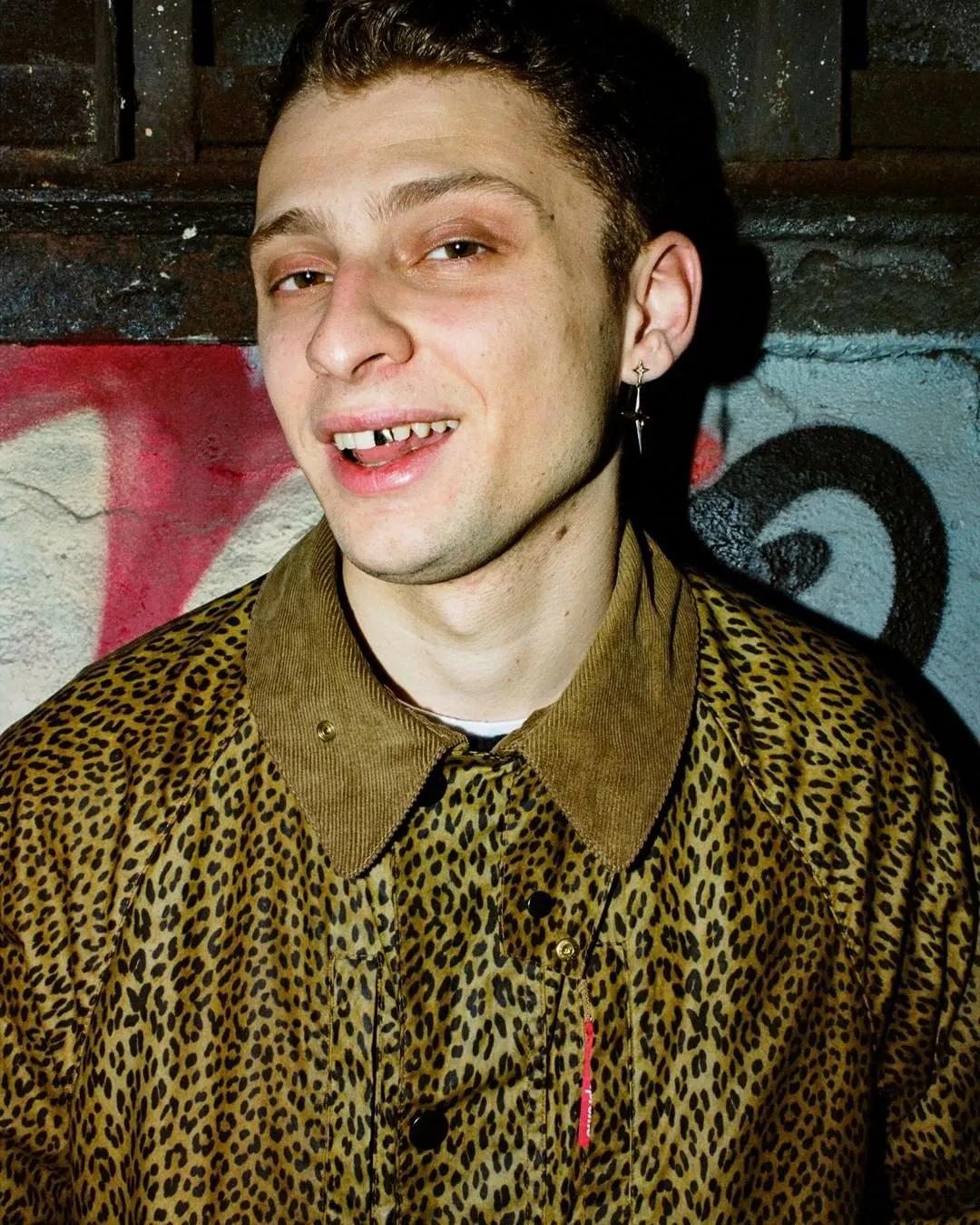 「每周联名X讯」众人骂丑,价格却直逼倒钩的鞋究竟长什么样?