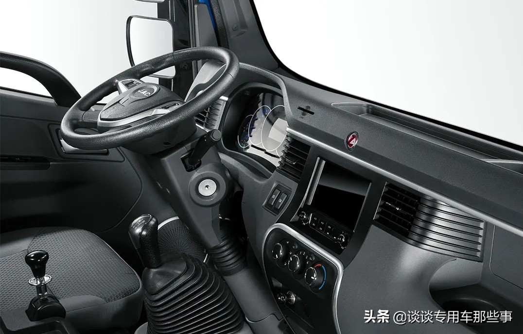 新款江淮帅铃4.2米冷藏车,帅铃冷藏车和欧马可冷藏车哪个好