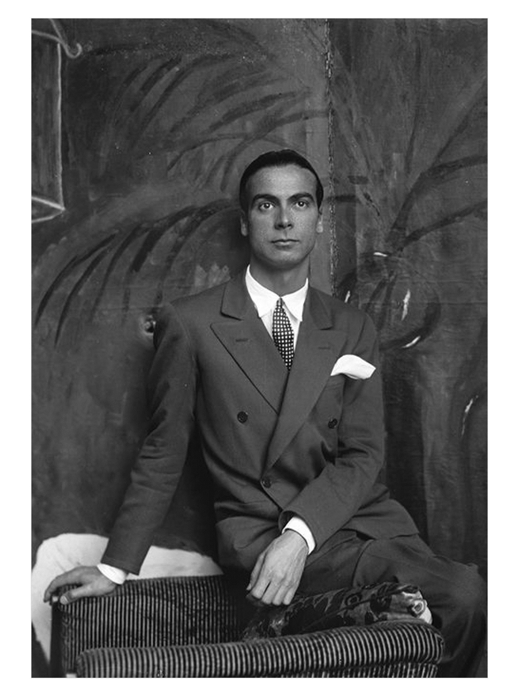 巴黎世家为何被淡忘,巴黎世家的创始人以及创始时间