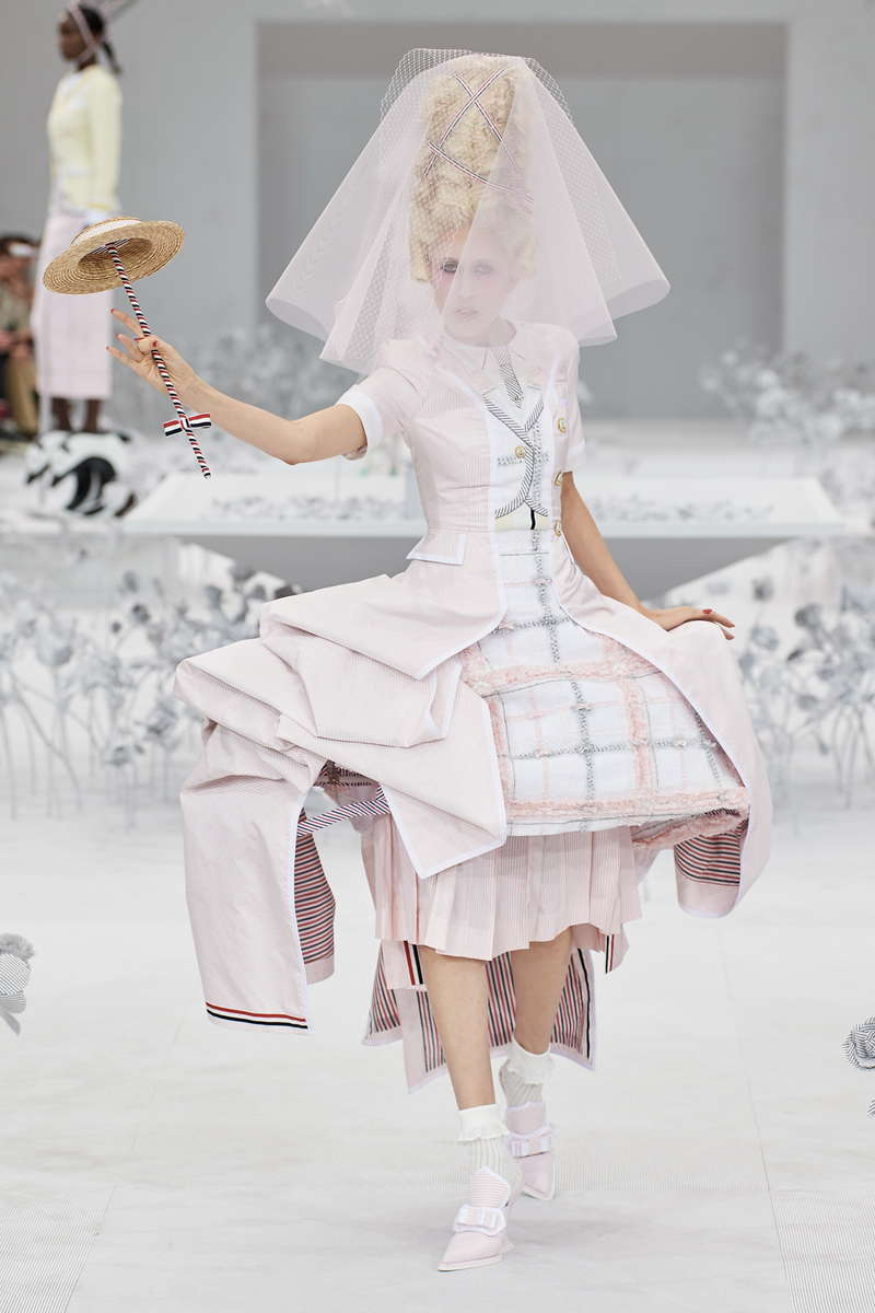 盘点四大时装周那些看不懂的奇葩设计，这15个品牌谁才是一号怪咖