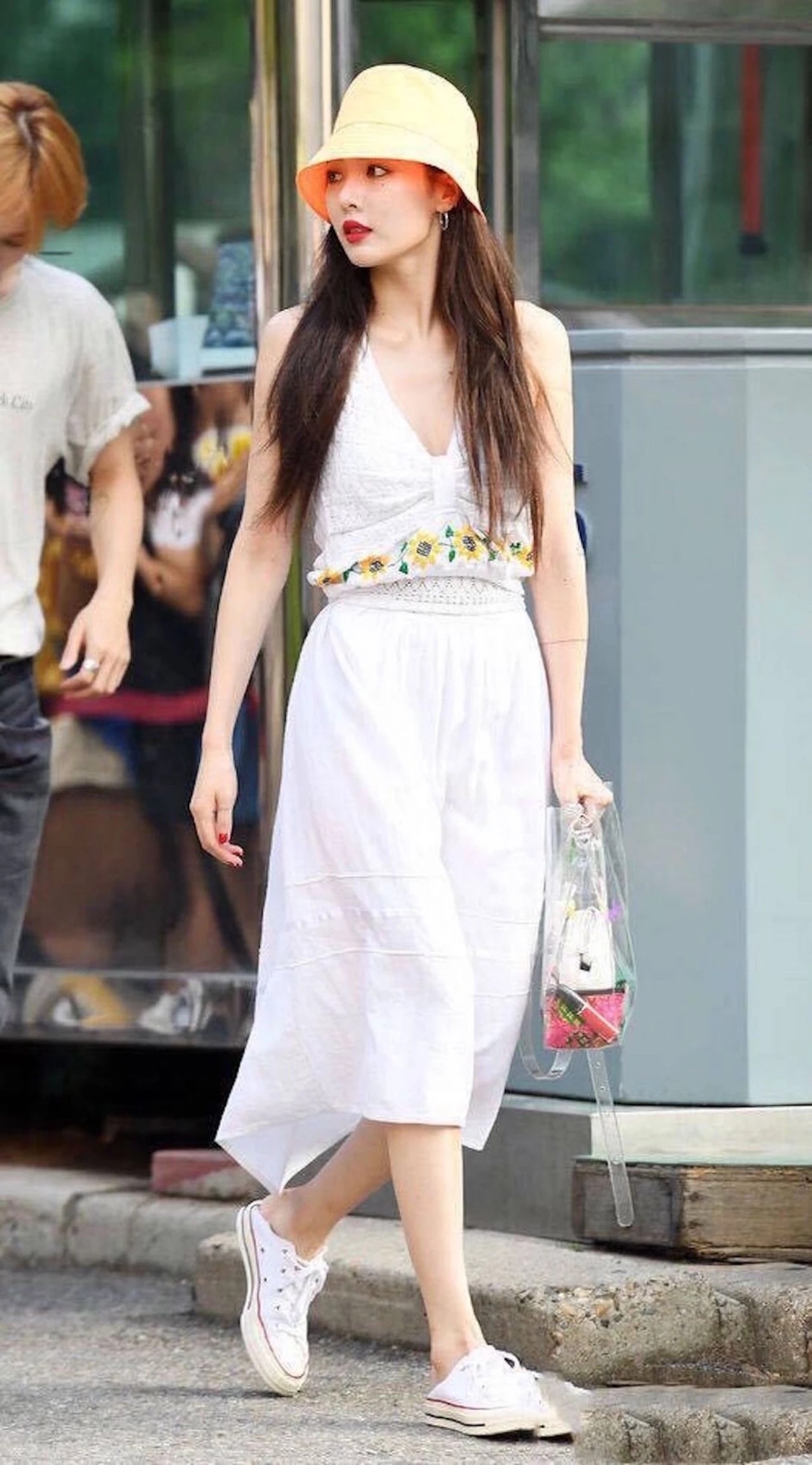 显胖的裙子怎么补救,春秋显白显瘦显高穿搭