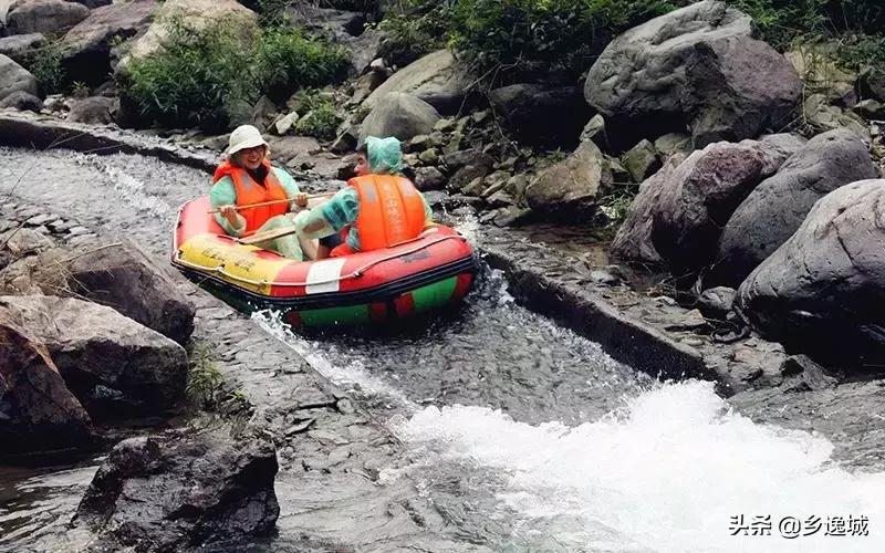 安吉天目山漂流和龙王山哪个好玩,安吉深溪峡谷漂流和将军峡谷漂流