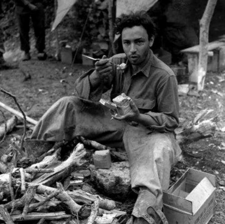 在长津湖,志愿军为何宁愿冻死也不撤退?揭开冰雕连背后的残酷真相