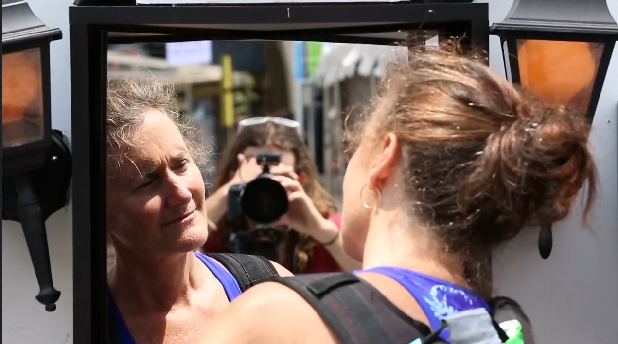 详细说一下连续30天对镜子说你是谁结果发生怪异事件的看法