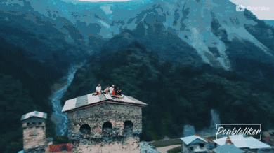 情侣离职旅行国家,情侣辞职骑摩托环游中国