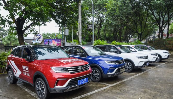 走重庆最堵的路,开四川最野的“马”,试驾野马博骏