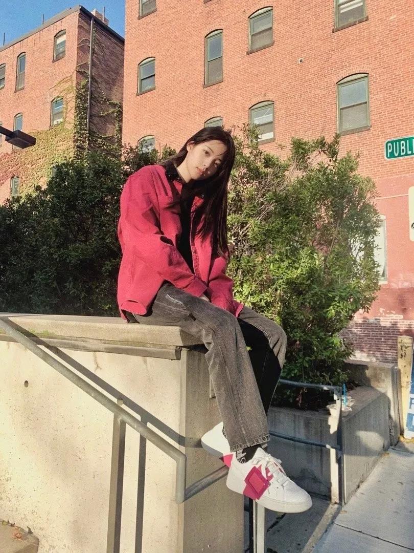 欧阳娜娜从小就享受着荣华富贵,欧阳娜娜最新惊艳亮相