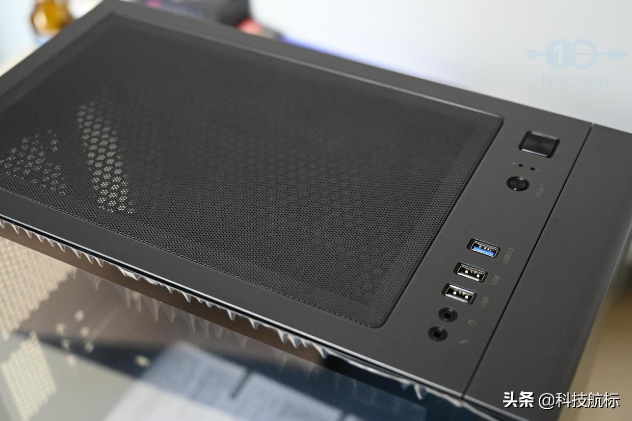 更简单的MATX小机箱，可以装200mm风扇的启航者A1体验