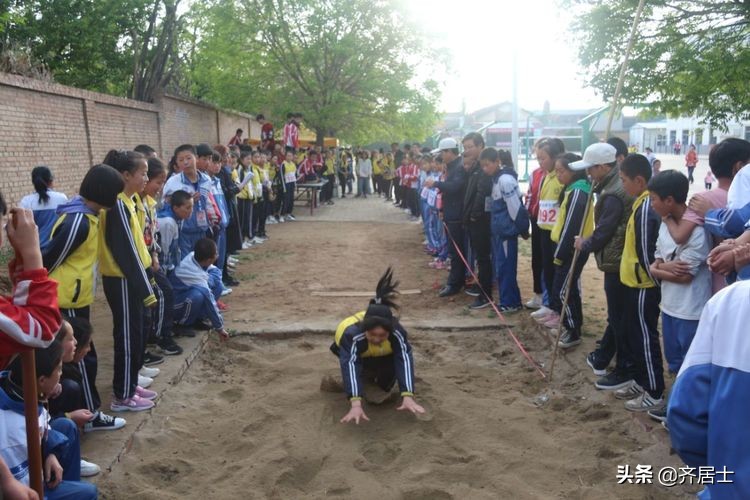 杩愬姩鍋ュ効鏄捐韩鎵嬫椂浠i獎瀛愮珵椋庢祦,杩愬姩鍋ュ効璧涘嚭椋庨噰璧涘嚭鎷兼悘