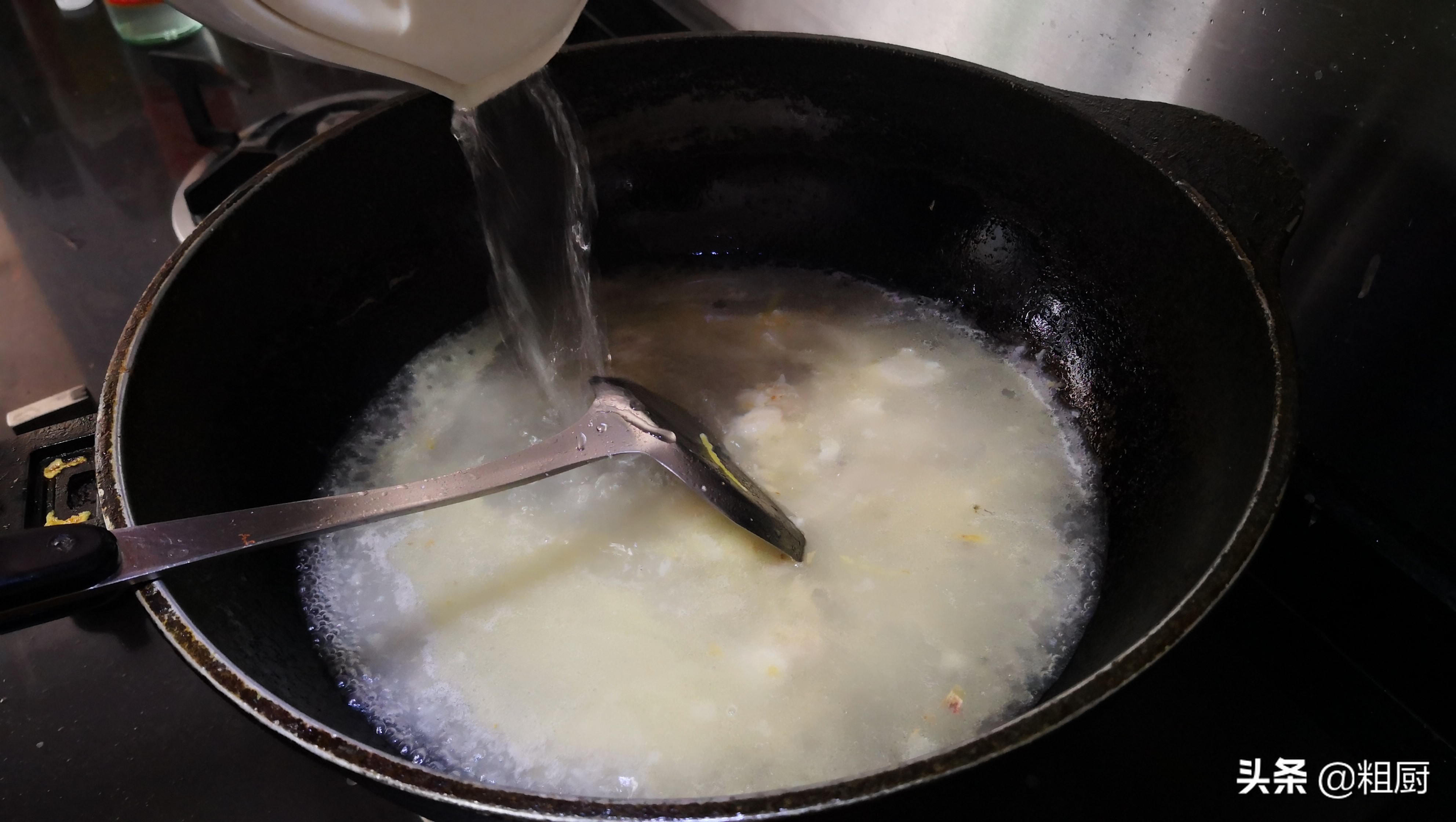 一锅熟的酸菜鱼,一锅鱼鲜最正宗的做法