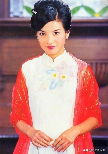 情深深雨蒙蒙演方瑜的演员,情深深雨蒙蒙李钰演的谁