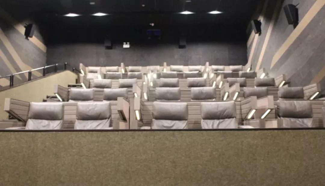 VIP影厅票价贵是有原因的，它绝对是其中之一！