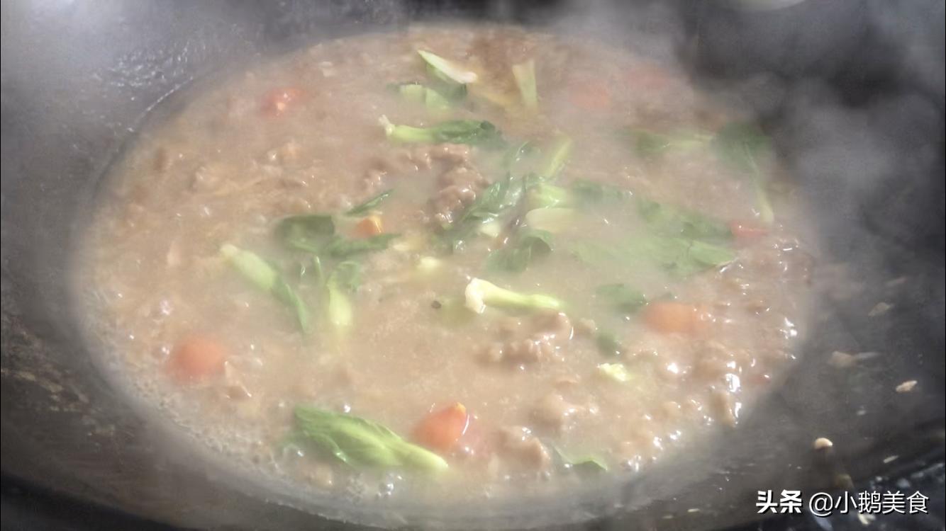 猪肉别炒着吃教你秘制猪肉丸子,猪肉直接煮拌着吃怎么做好吃