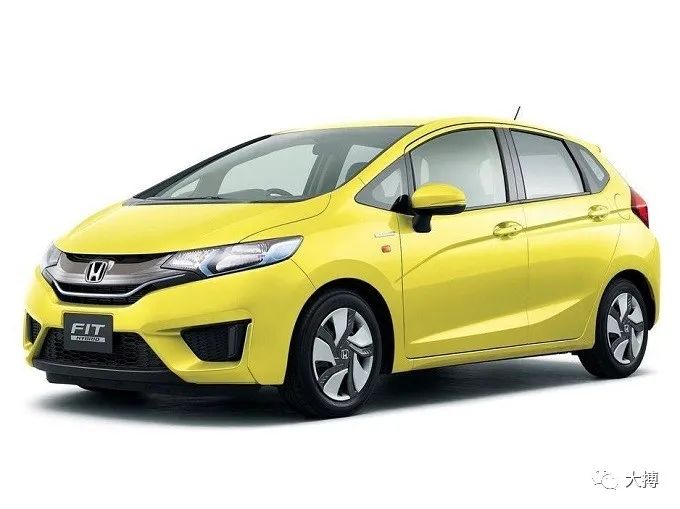 本田飞度第一代到第四代外观图片,本田飞度三代真实驾驶感受
