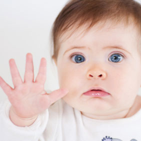 为什么母乳喂养的宝宝会拒奶,母乳喂养拒奶了怎么办