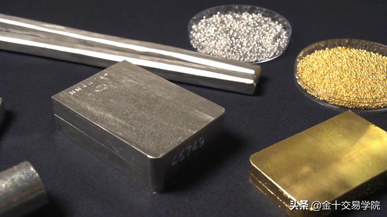 分析师黄金或是股市触底回升指引,黄金大盘预测分析