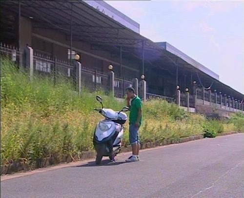 电动车骑着突然不动了怎么办,电动车骑着骑着就骑不动了怎么办