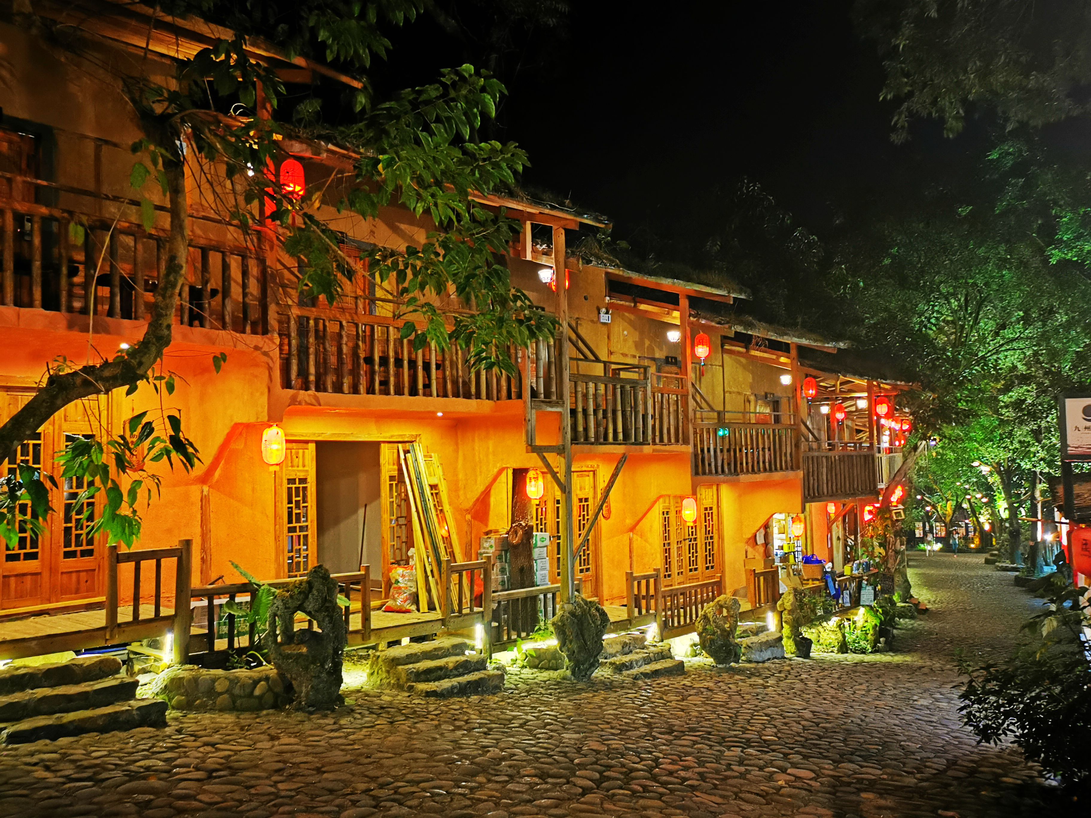 英德天门沟九州驿站套餐,英德九州驿站树上温泉