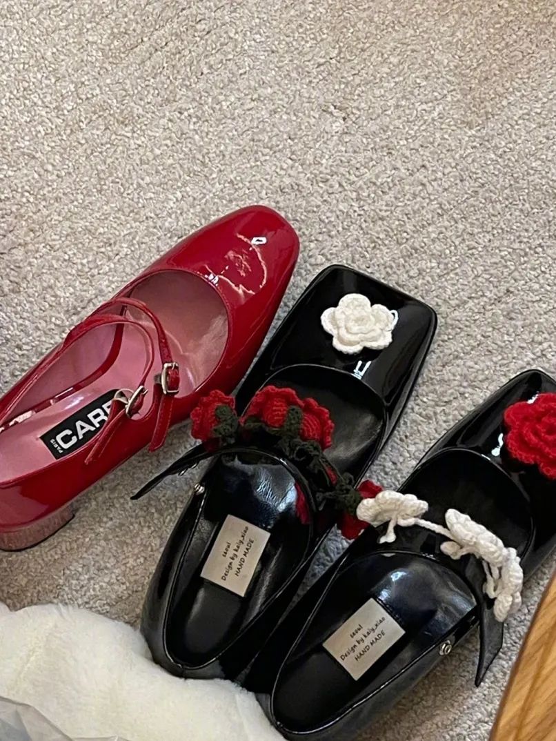 秋季小白鞋百搭款,潮流百搭小白鞋舒适不累脚的皮鞋