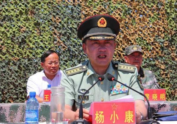 一分钟带你了解军衔等级,怎样辨别军人军衔的大小带图片