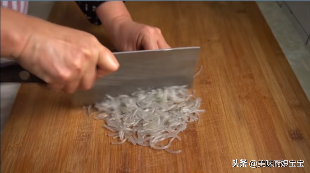 蒸菜莽的做法,荠菜蒸菜蟒的家常做法