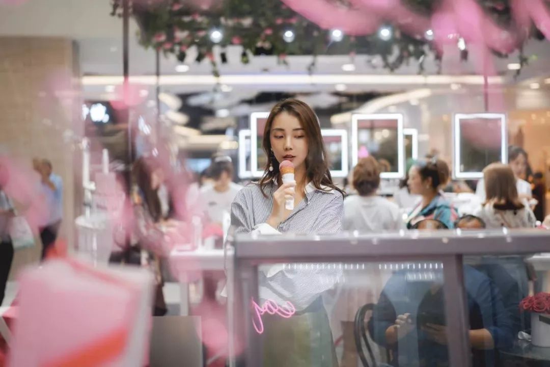 兰蔻法式轻妆,氧气初恋妆高光