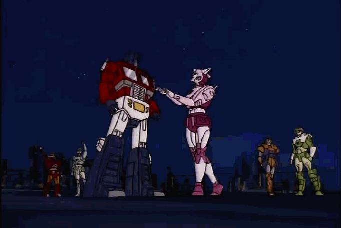 擎天柱领袖之证中的高光时刻,擎天柱第一部登场时的样子