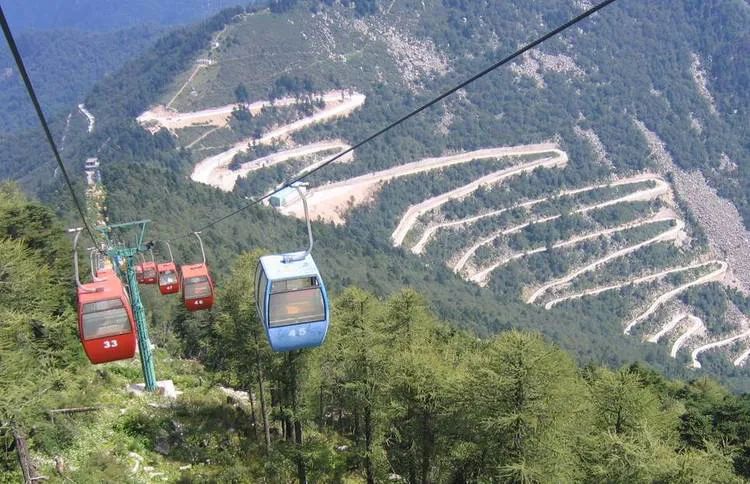 太白山徒步穿越4天3晚路线：登秦岭极顶，一日历四季十里不同天