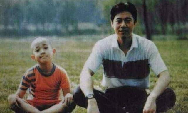 雾都张丰毅搞笑片段隔壁老王,秦始皇张丰毅训斥赵姬