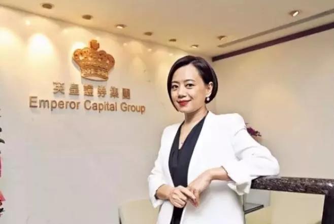 香港娱乐骄子杨受成家族“分业分工不分家”的代际传承