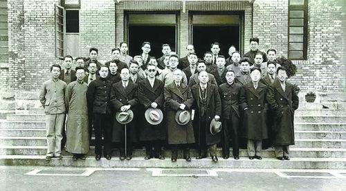 化工泰斗侯德榜,侯德榜中国的化学之父