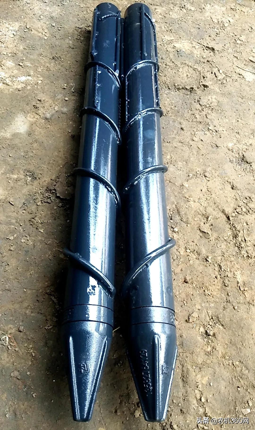 东方红玉米机2024款,20款东方红玉米收获机