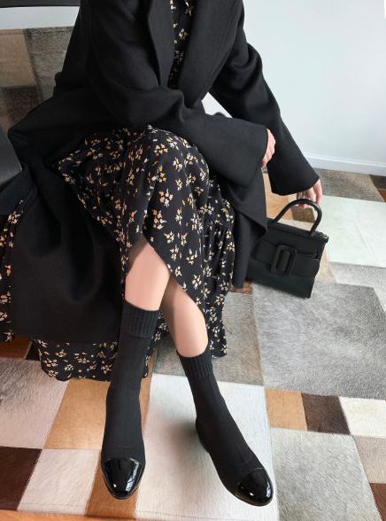 冬季鞋子百搭推荐女生,冬季时尚鞋子穿搭女