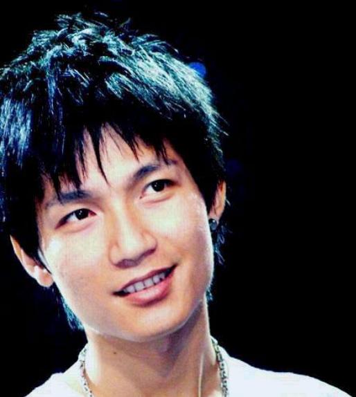 把一手好牌打烂的经历,把一手好牌打烂佼佼者