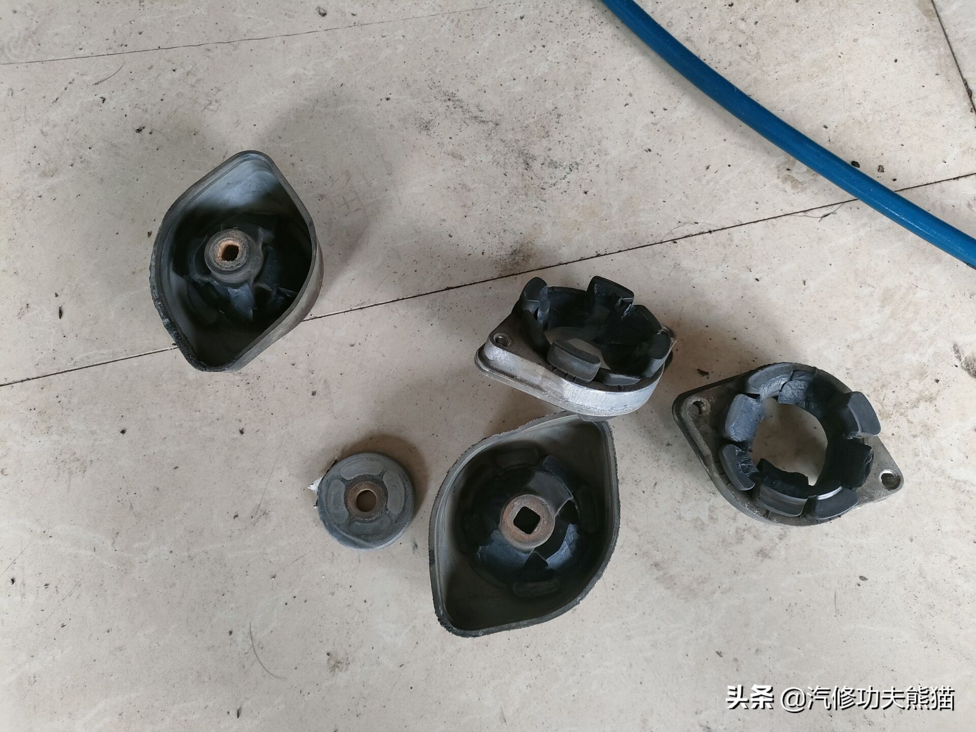 2003年老奥迪a6,2012年奥迪a6经典