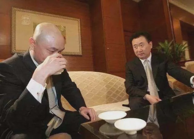 复盘国美败局根源:黄光裕的狂傲自负与激进贪婪