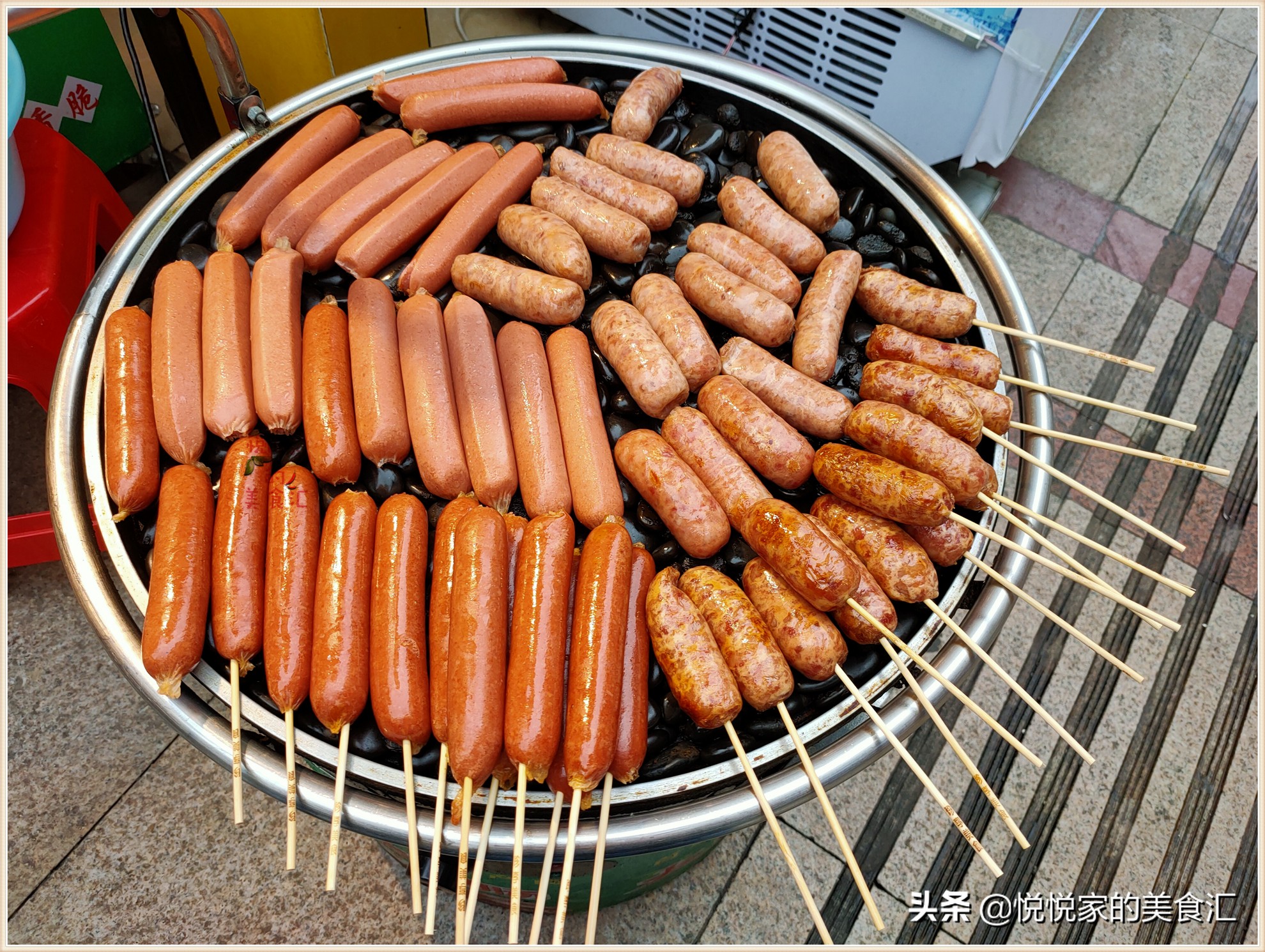 最受年轻人欢迎的小吃摊推荐,最火的十种地摊小吃